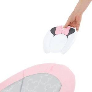 Minnie Mouse Baby Bouncer with Soothing Vibrations & Removable Toy Bar - Image 6