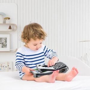 OKOOKO 2PCS Black & White Soft Baby Books - Washable Montessori Sensory Toys - Image 6