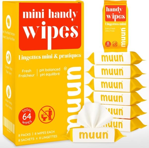 Compact Green Tea-Scented Travel Wipes