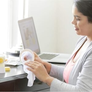 Medela Quick Clean Breast Pump Wipes 90ct – 3 Pack, Resealable & Hygienic - Image 6